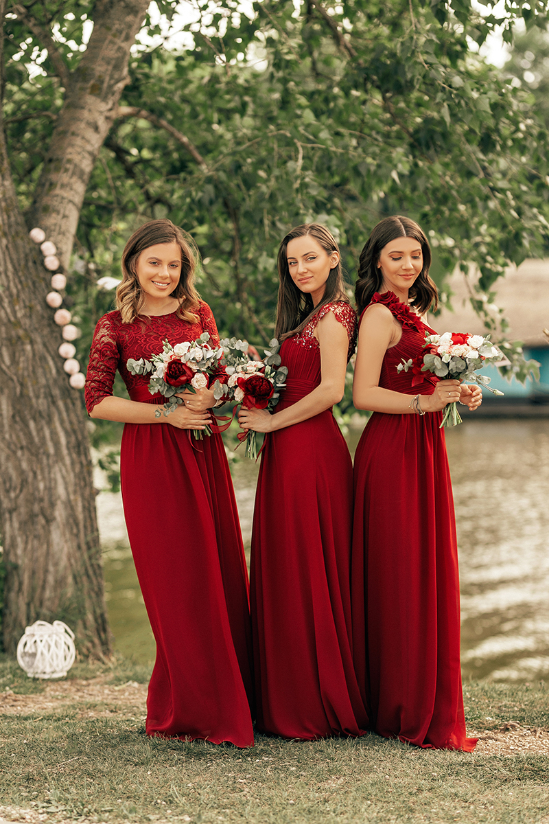 larisa costea, florina mindu, bridesmaids, wedding inspo, wedding, wedding inspiration, 2018, wedding season, domnisoare de onoare, rochii, rochii pentru domnisoare de onoare, rochie visinie,dark red dress, red dress, bridesmaids dresses, wedding guest, ever pretty, cheap dresses, affrodable rpice, best bridesmaids, california, wedding photography, royal rose, royal rose bucharest, wedding flowers, bouqets, flori pentru nunta, nunta, trandafiri, bujori, parcul herastrau,sedinta foto, rochii lungi, rochie lunga, fashion blog, blogger, 