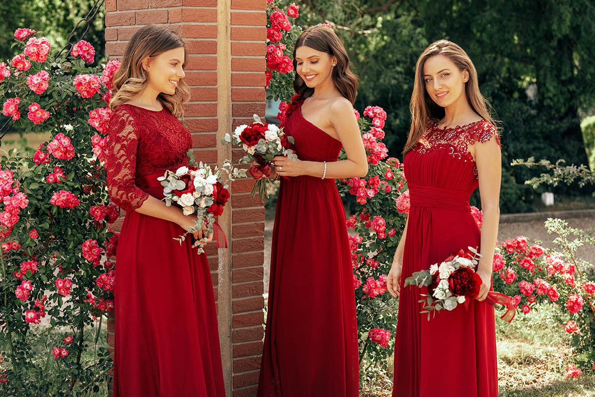 larisa costea, florina mindu, bridesmaids, wedding inspo, wedding, wedding inspiration, 2018, wedding season, domnisoare de onoare, rochii, rochii pentru domnisoare de onoare, rochie visinie,dark red dress, red dress, bridesmaids dresses, wedding guest, ever pretty, cheap dresses, affrodable rpice, best bridesmaids, california, wedding photography, royal rose, royal rose bucharest, wedding flowers, bouqets, flori pentru nunta, nunta, trandafiri, bujori, parcul herastrau,sedinta foto, rochii lungi, rochie lunga, fashion blog, blogger, 