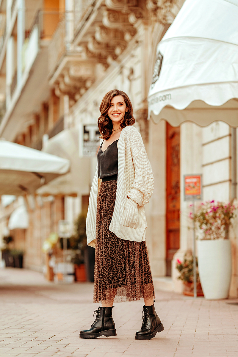 larisa costea, larisa costea blog, larisa style, beige cardigan, sweater, chicwish cardigan, bubble sleeves, black cami top, spaghetti strap top, black boots, tezyo boots, leopard print skirt, tulle skirt, fall outfit, autumn outfit, modica, italy, sicily, sicilia, larisa in sicily, larisa in italy, lovely italian streets, travel blog, fashion blog, lifestyle, best location, best destination, unesco town